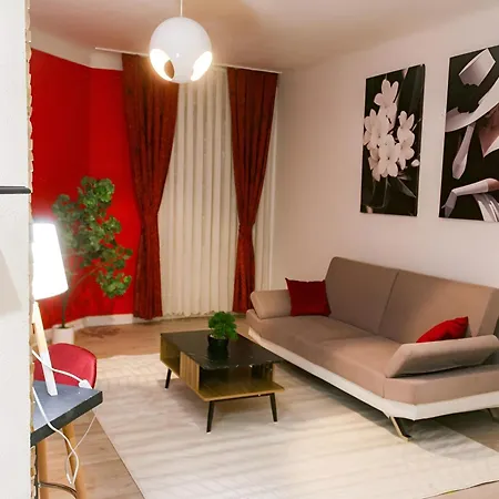 L'ecarlate - Centre - Nyulocation Apartment